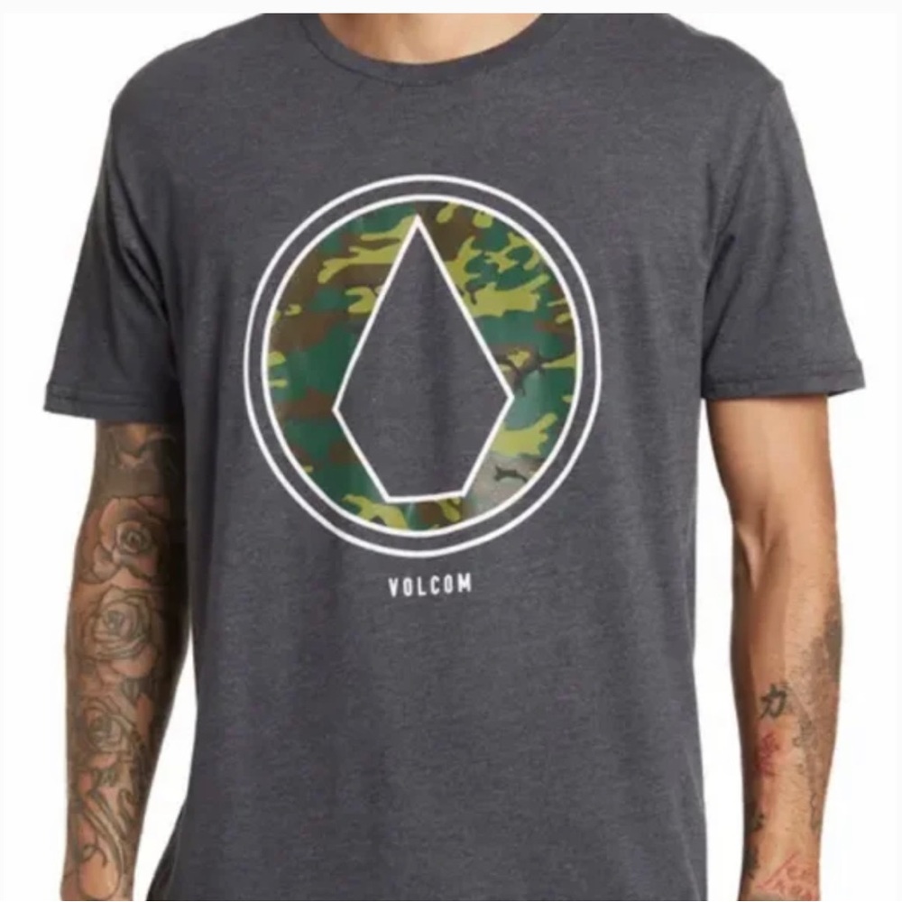 Volcom Camouflage T-shirt XL